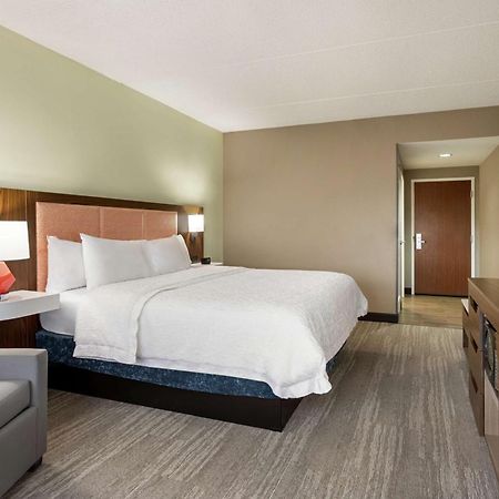 Hampton Inn & Suites Frederick/Fort Detrick Exteriör bild